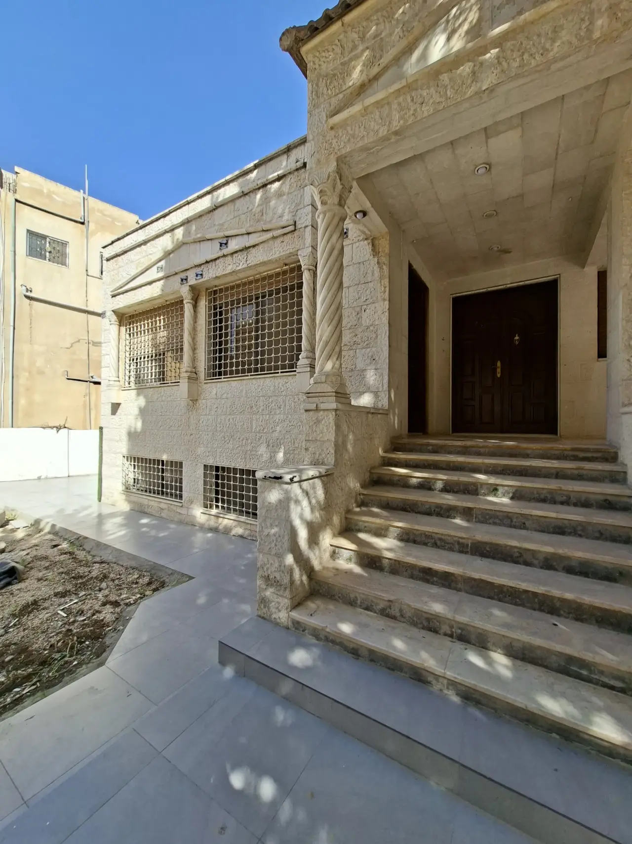 Villa for rent in Behind Safeway – photo 2