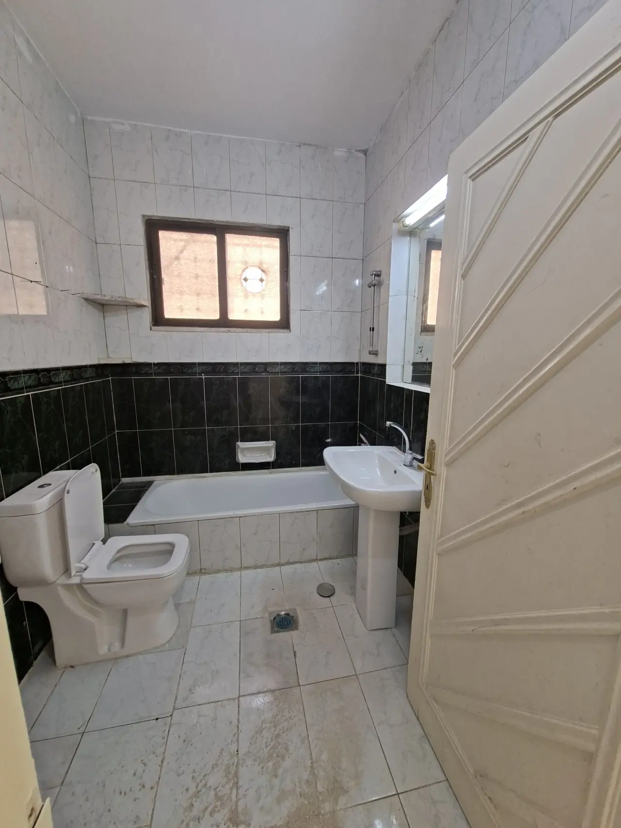 Villa for rent in Behind Safeway – photo 15