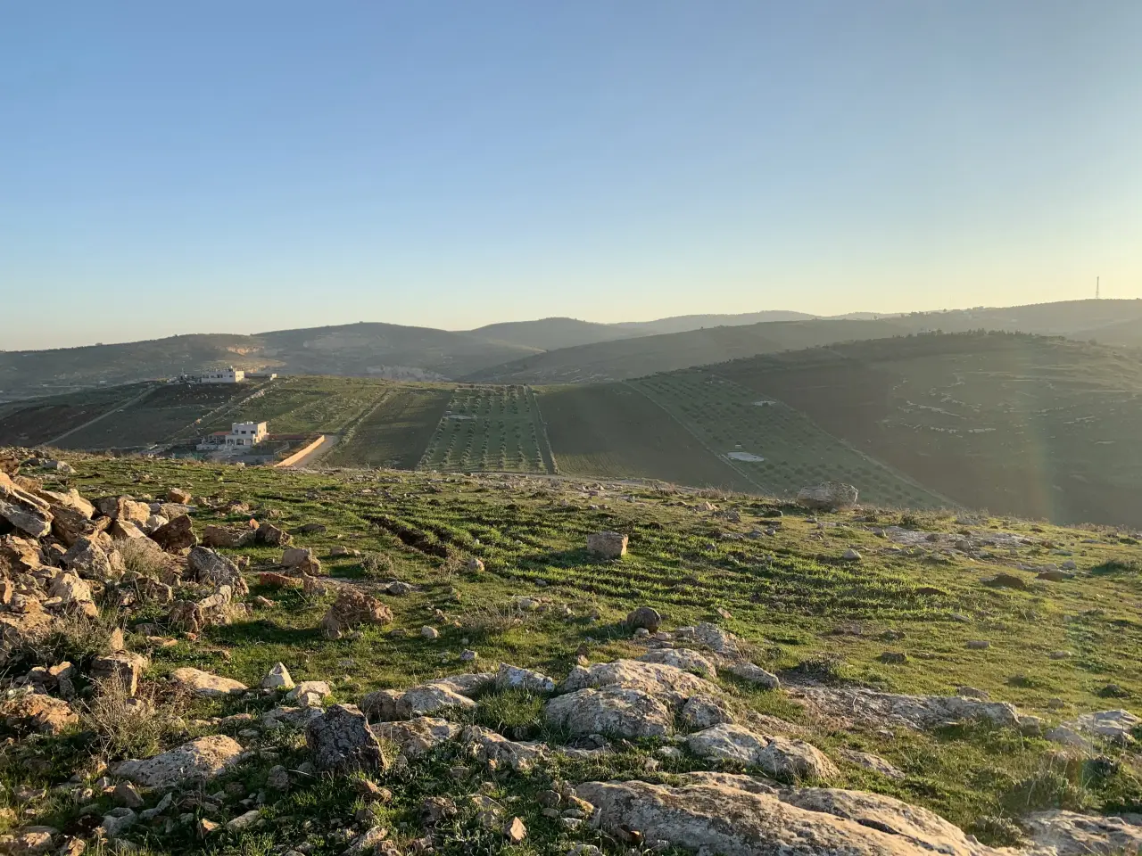 أرض للبيع في Al Husn – صورة 3