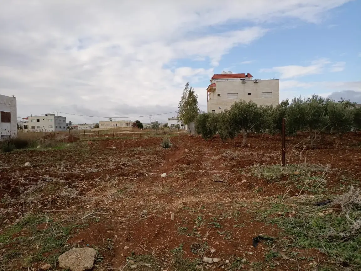 714 m² Residential B plot in Al Sareeh near Petra Street, east frontage