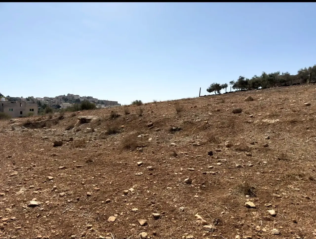 أرض للبيع في Bait Ras – صورة 5