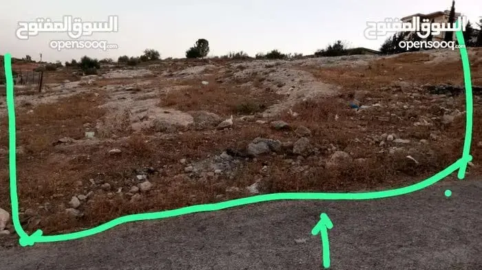 أرض 964 م² مطلة في كفر جايز تبعد 200 م عن الشارع الرئيسي