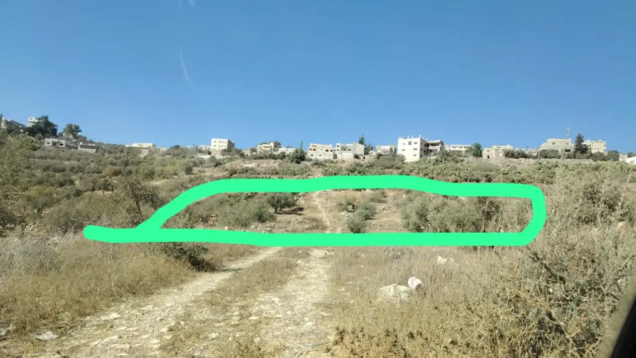 1,525 m² residential land in Al Mazar Al-Shamali (Johfiyeh), urgent sale