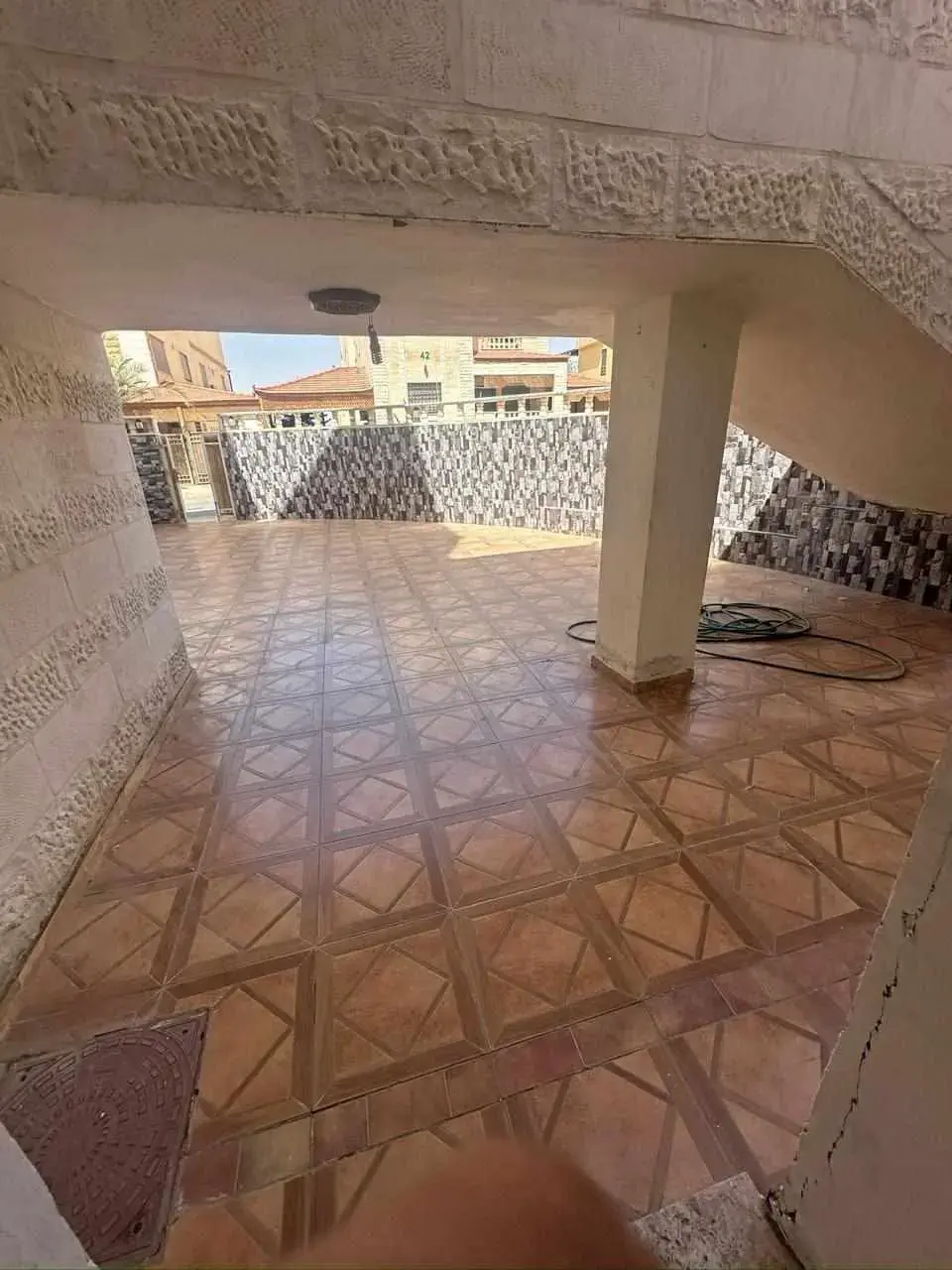 Apartment for sale in Al Sakaneyeh 9 – photo 5