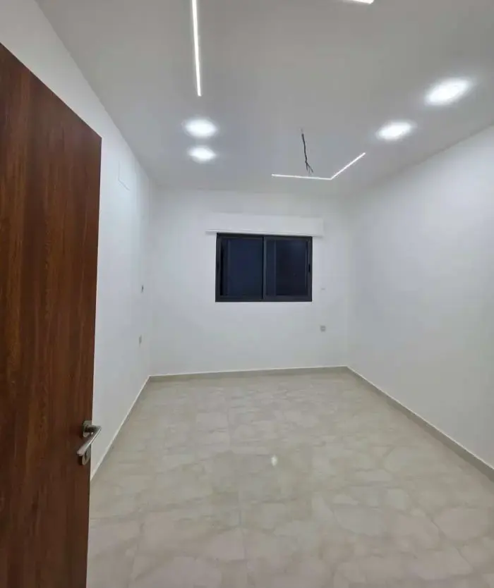 Apartment for sale in Al Sakaneyeh 9 – photo 2