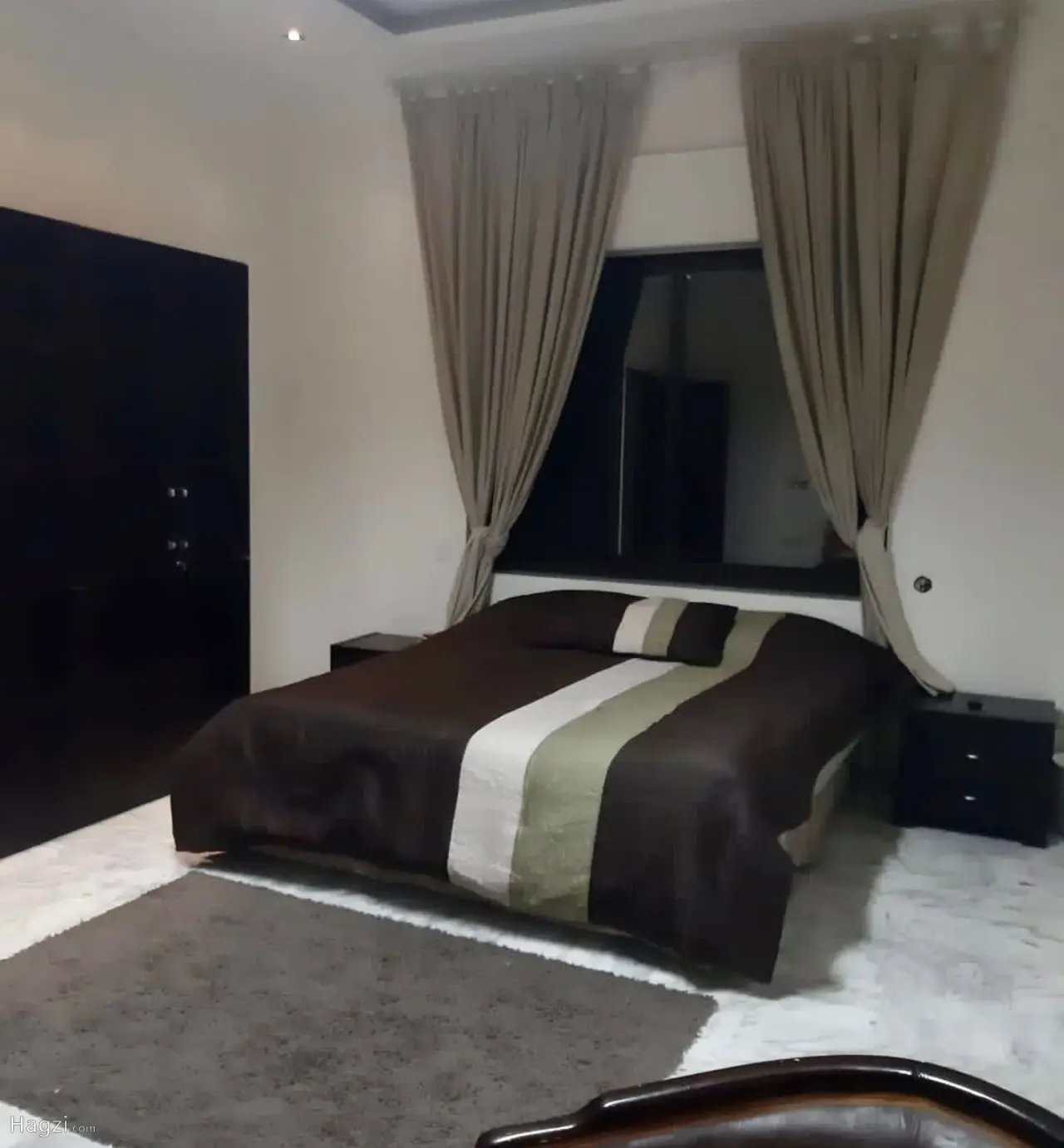 الصورة 12 من 12