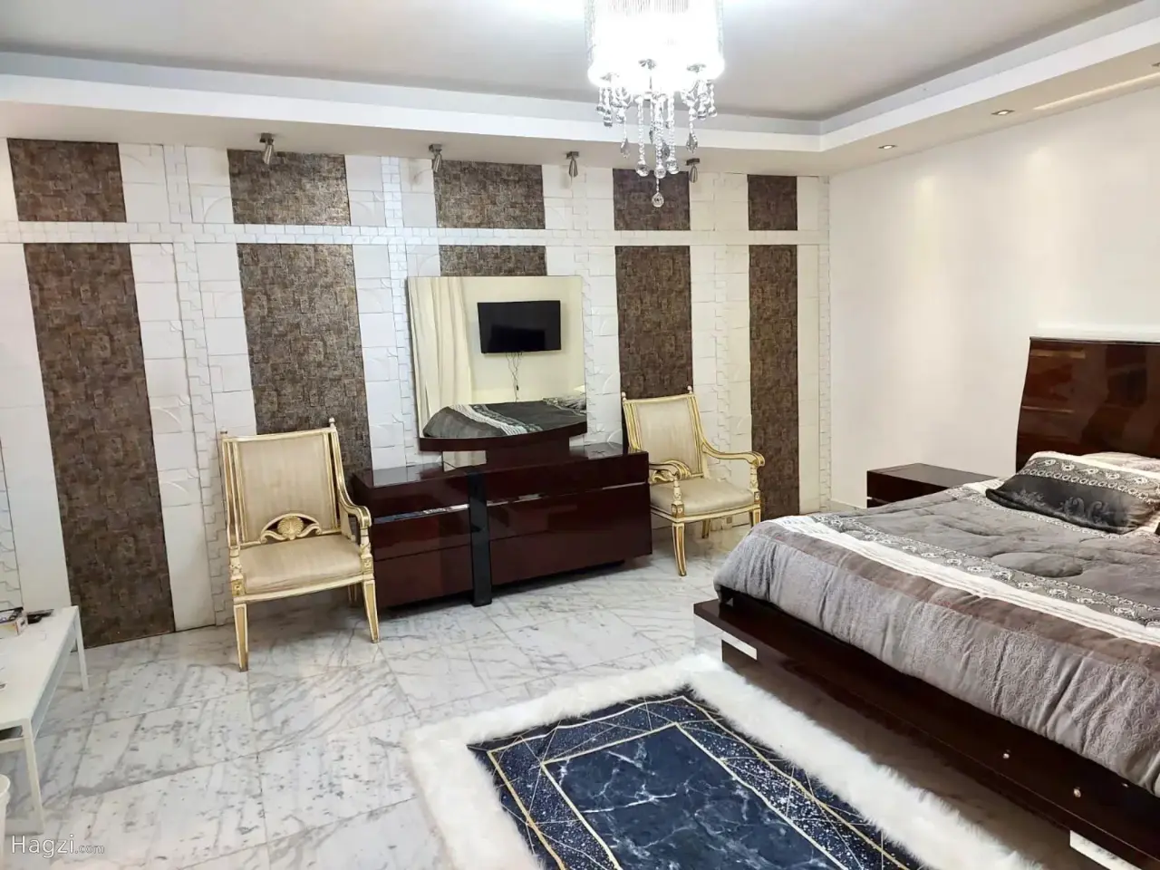 الصورة 10 من 12