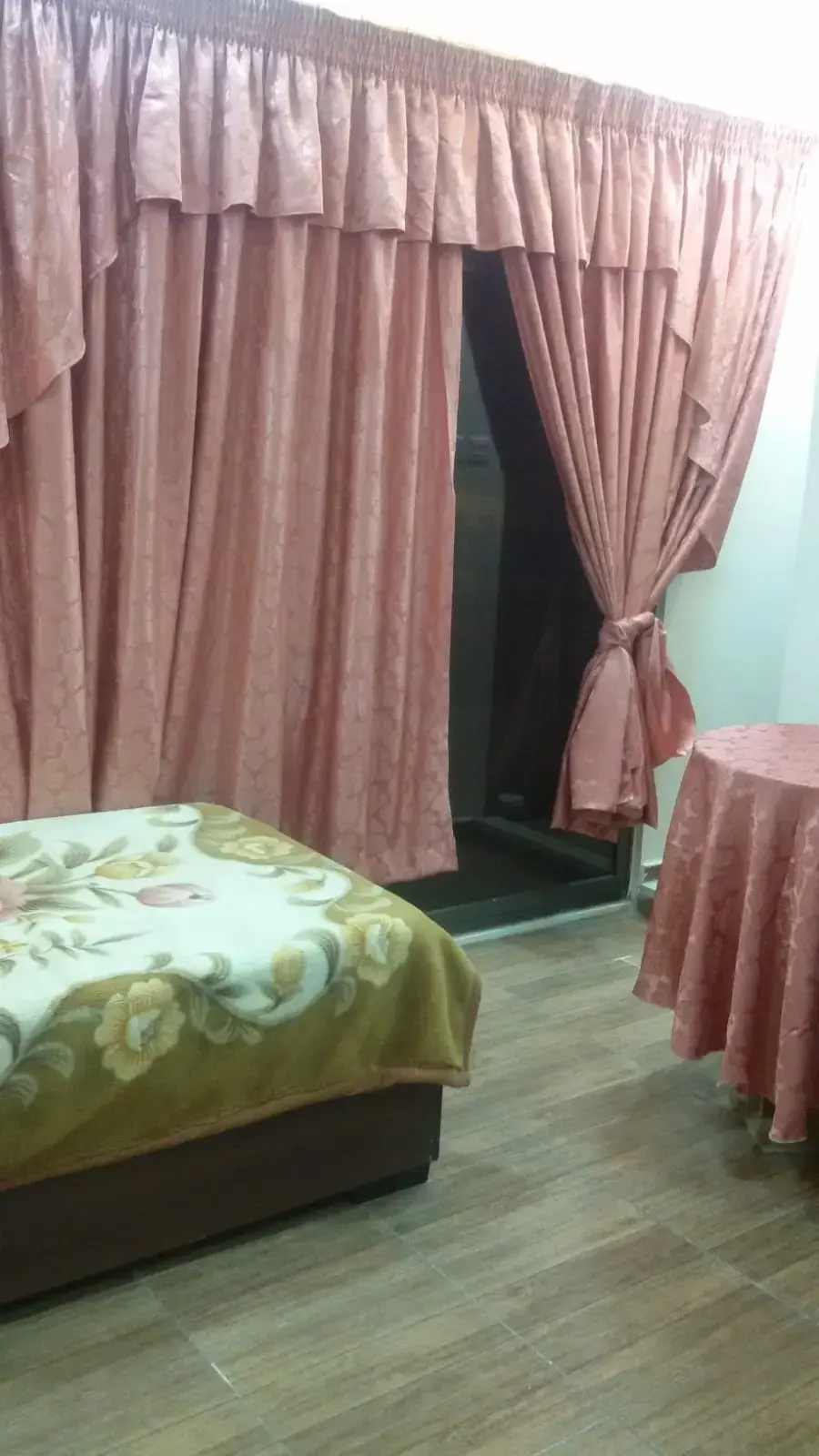 Apartment for sale in Al Sakaneyeh 6 – photo 3