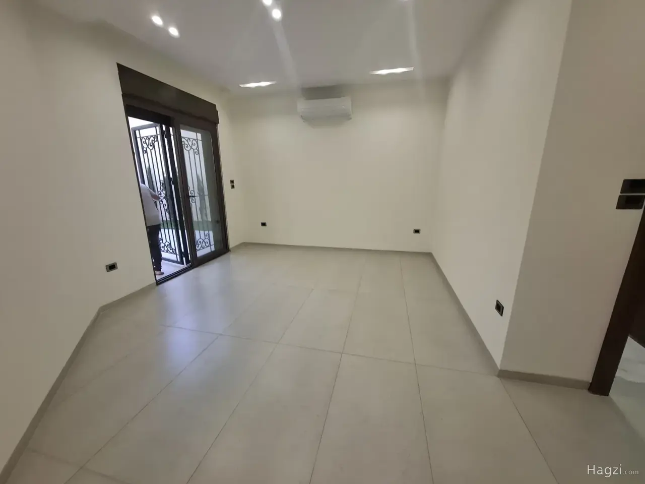 الصورة 5 من 12