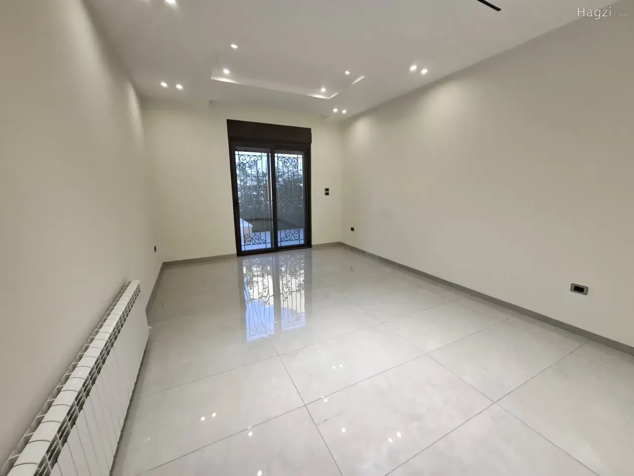 الصورة 12 من 12