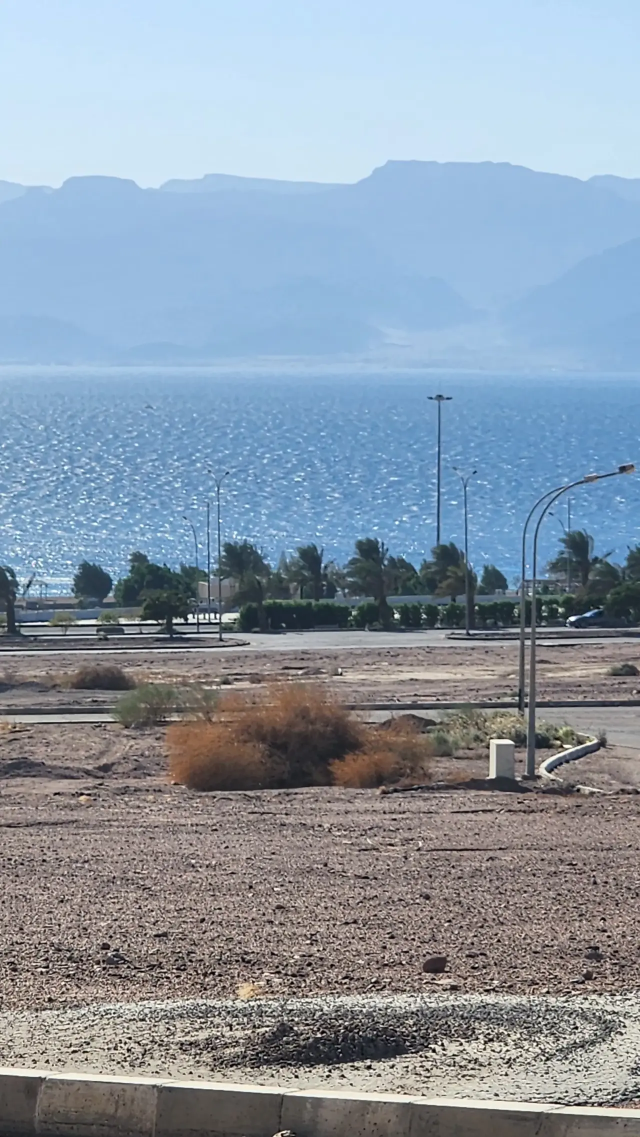 540 m² first-row plot for sale on Aqaba South Beach, Qabous