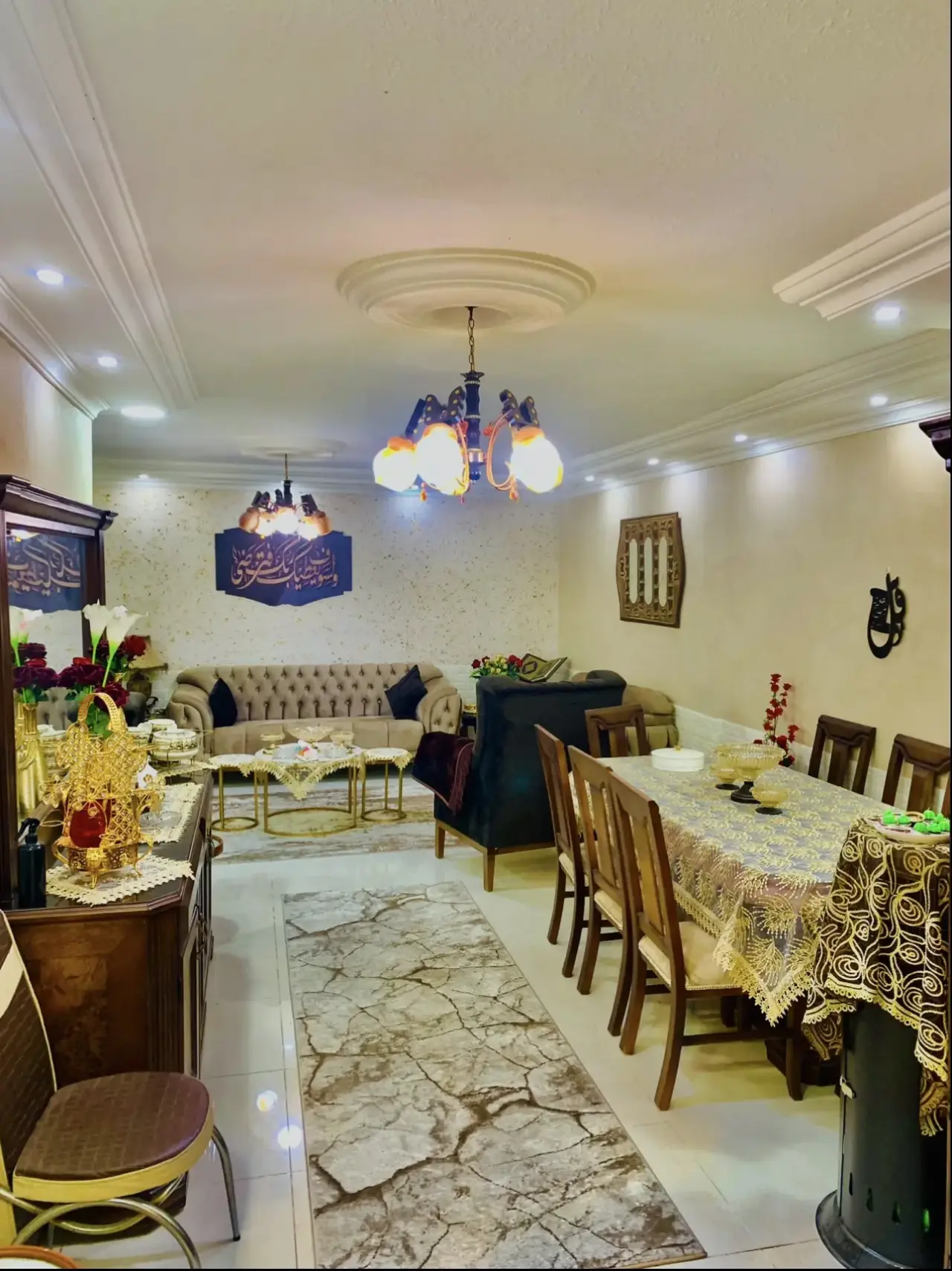 200 m² apartment with private entrance and 110 m² terrace for sale in Al Buhaira, Salt