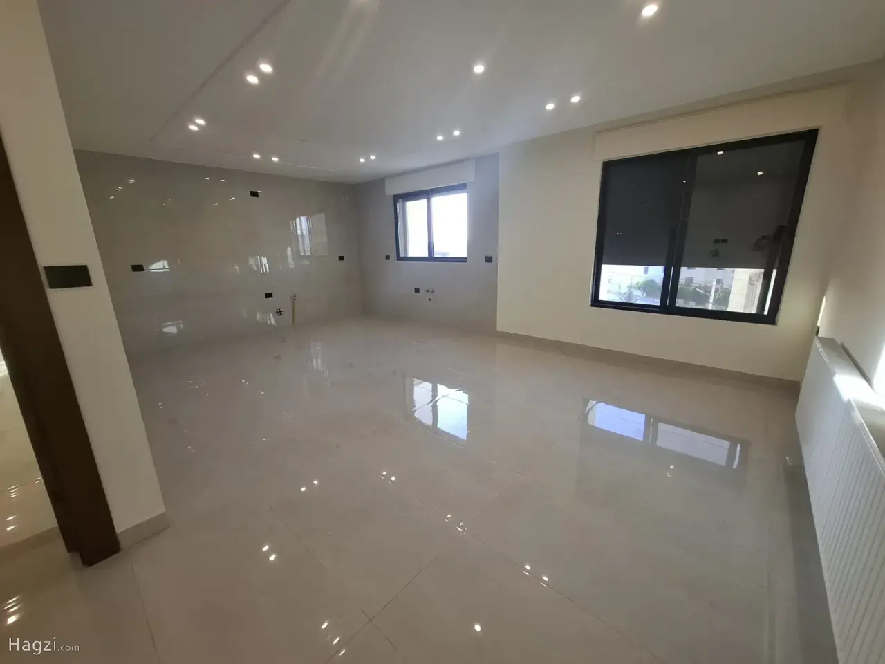 الصورة 2 من 10