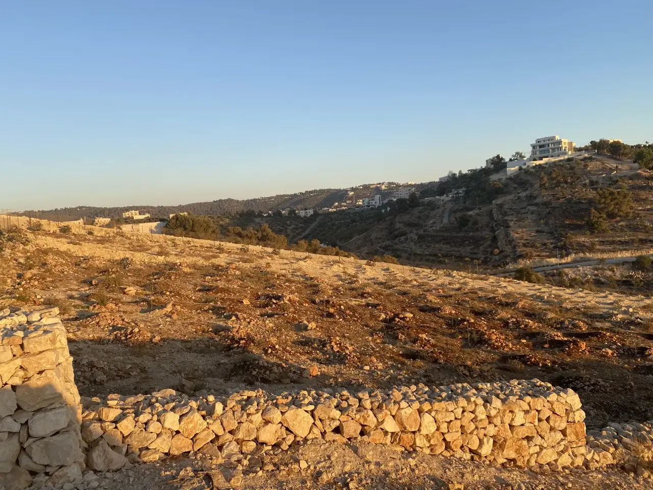 Land for sale in Al Saro – photo 2