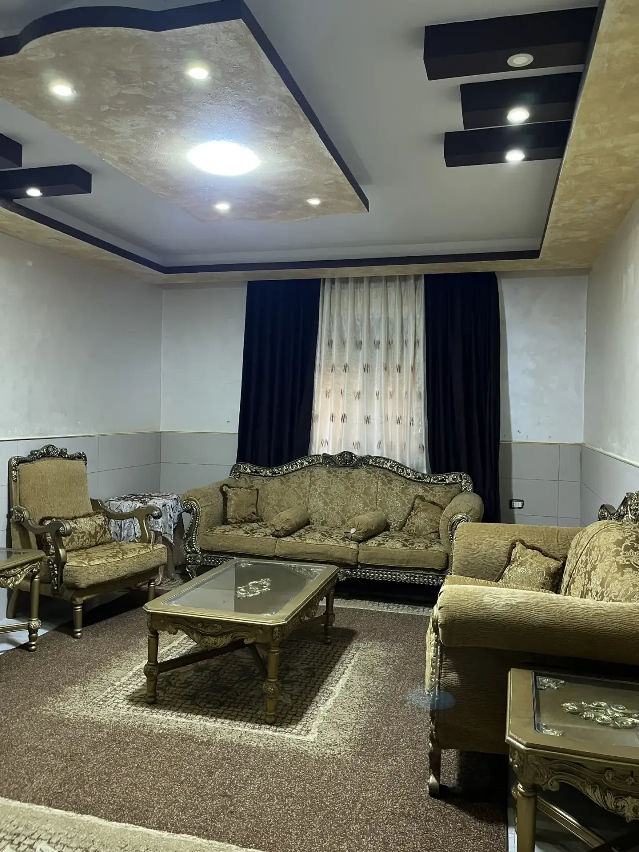 Ground-floor 3-bedroom apartment, 160 m², behind Al Elaj Al Sehri pharmacy, Madaba