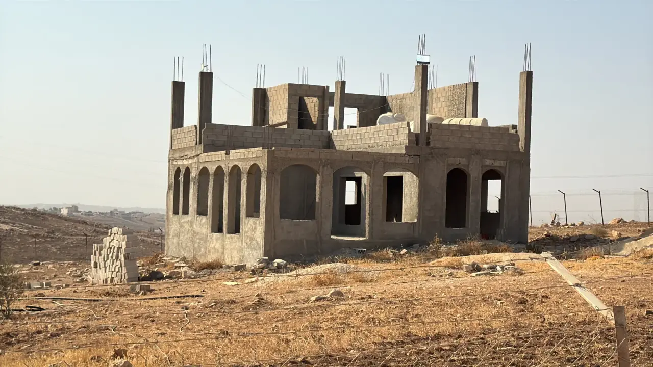 10.4-dunum olive land on two streets near the new hospital for sale in Mai’n