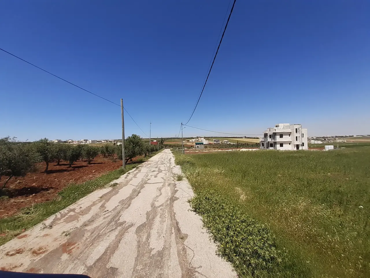 أرض للبيع في Al-Fayha' – صورة 8