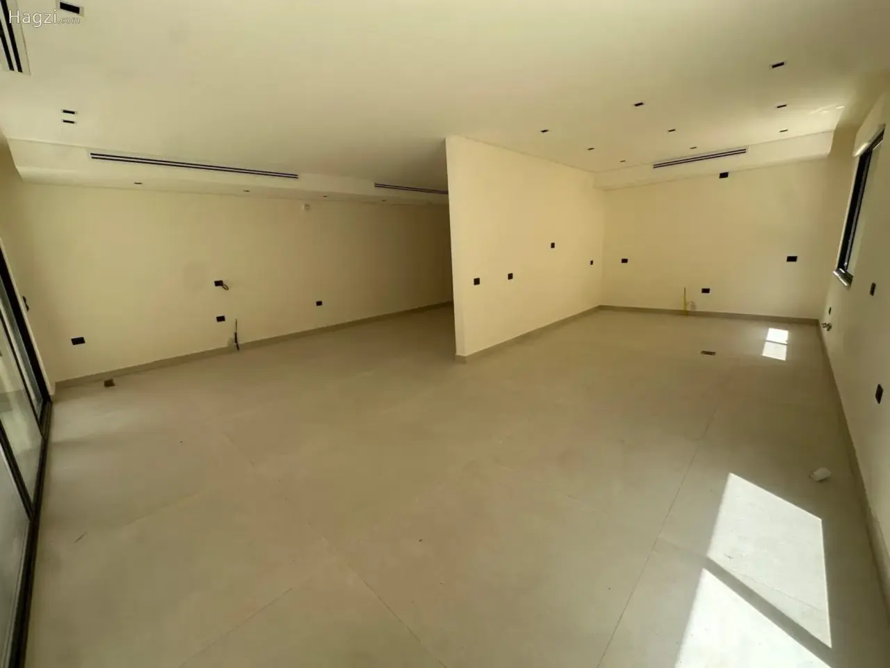 الصورة 2 من 11
