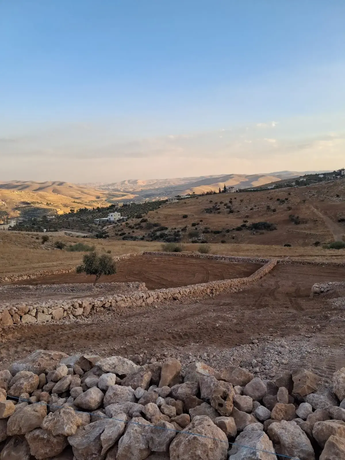 Land for sale in Unaybah – photo 2