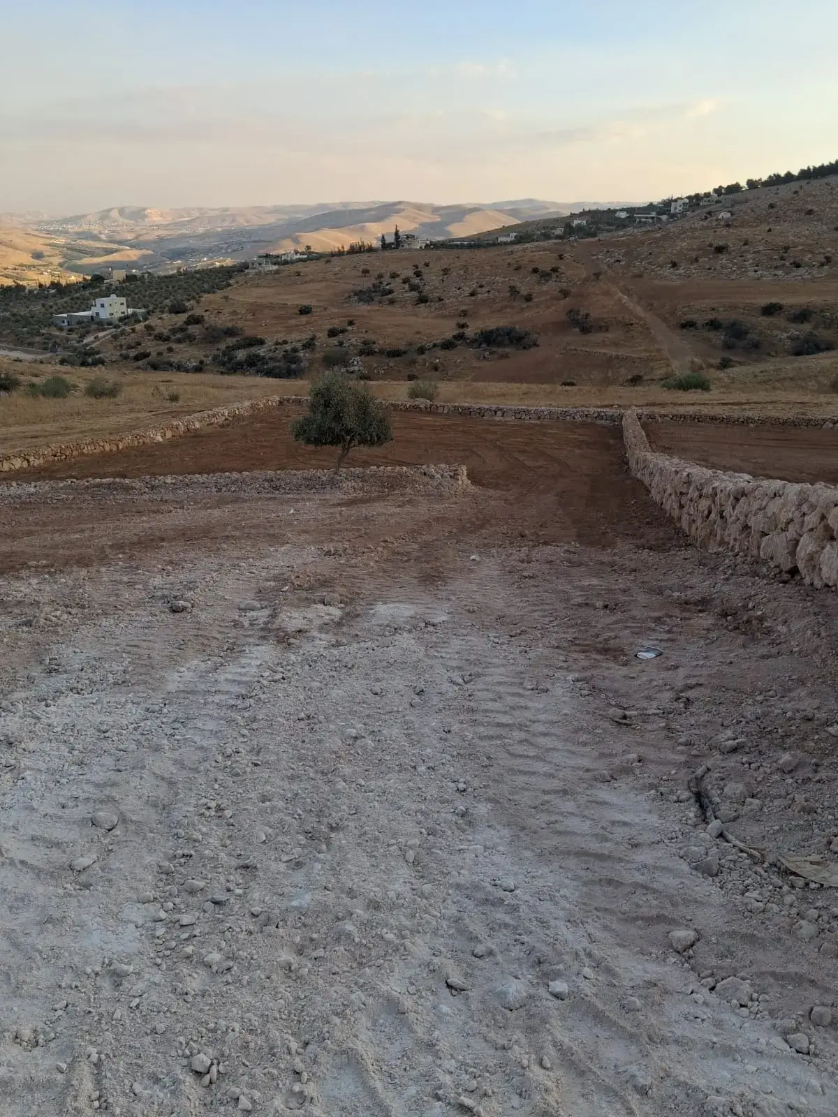 Land for sale in Unaybah – photo 4