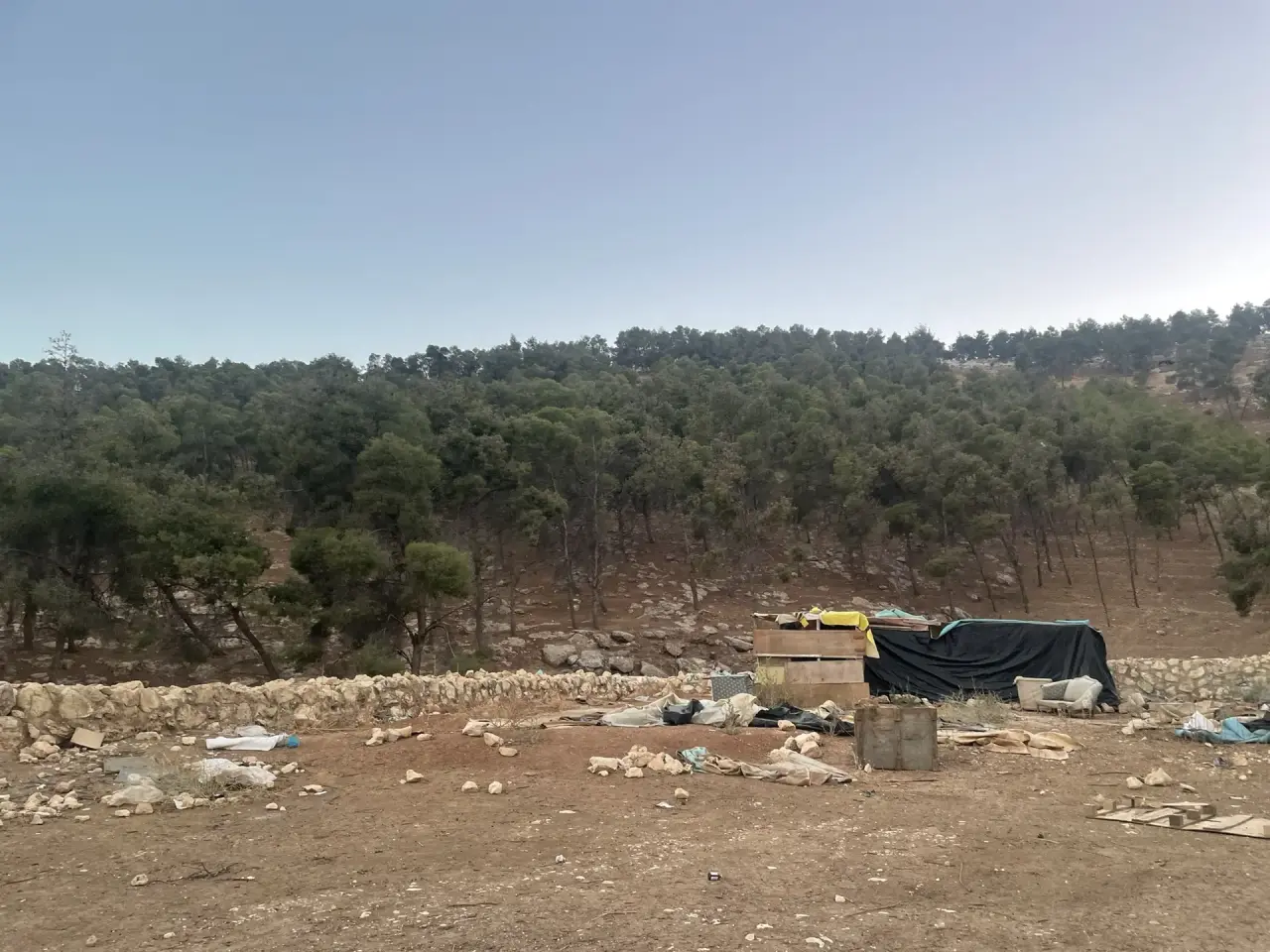 أرض للبيع في Tal Al-Rumman – صورة 3