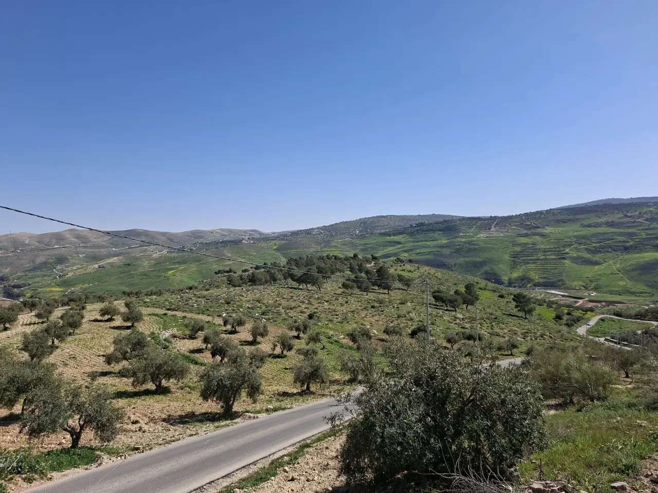أرض للبيع في Kufair – صورة 4
