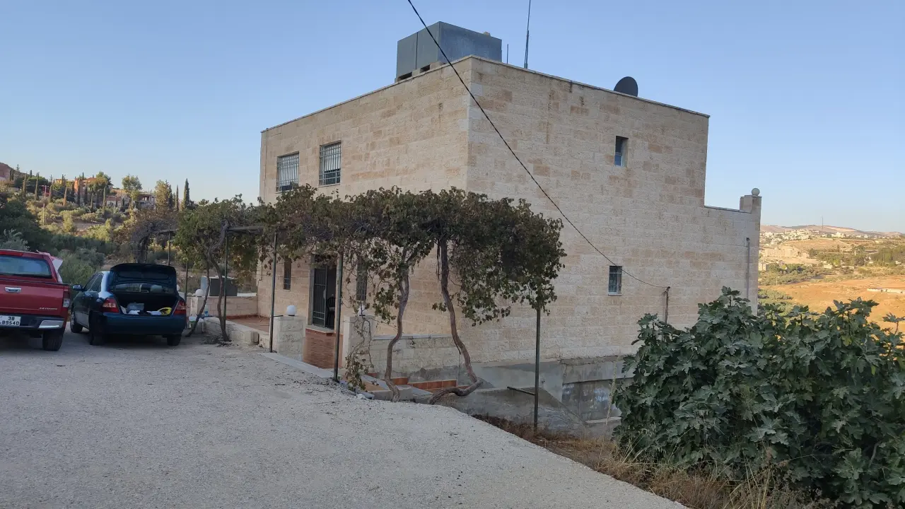 Land for sale in Al-Kittah – photo 4