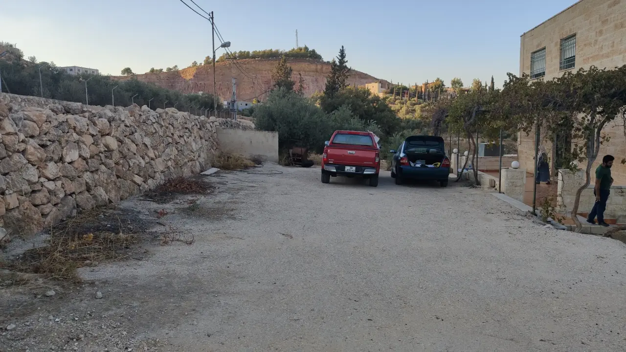 Land for sale in Al-Kittah – photo 7
