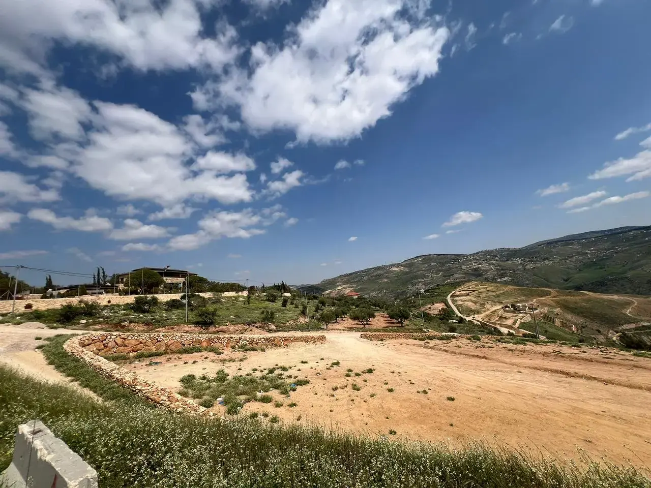 أرض للبيع في Al-Majdal – صورة 7