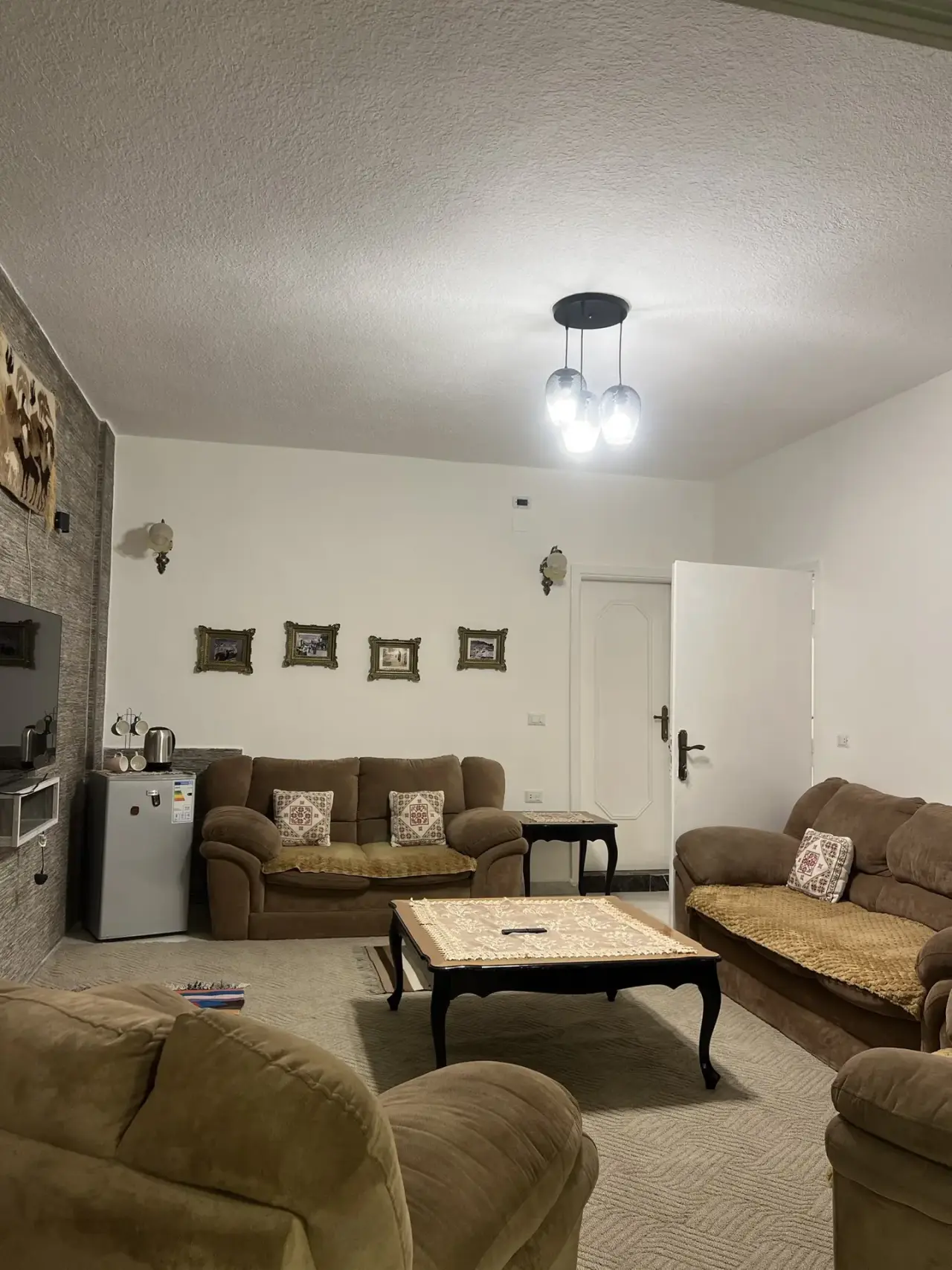 Daily or weekly rent in Karak: furnished two-storey apartment with garden