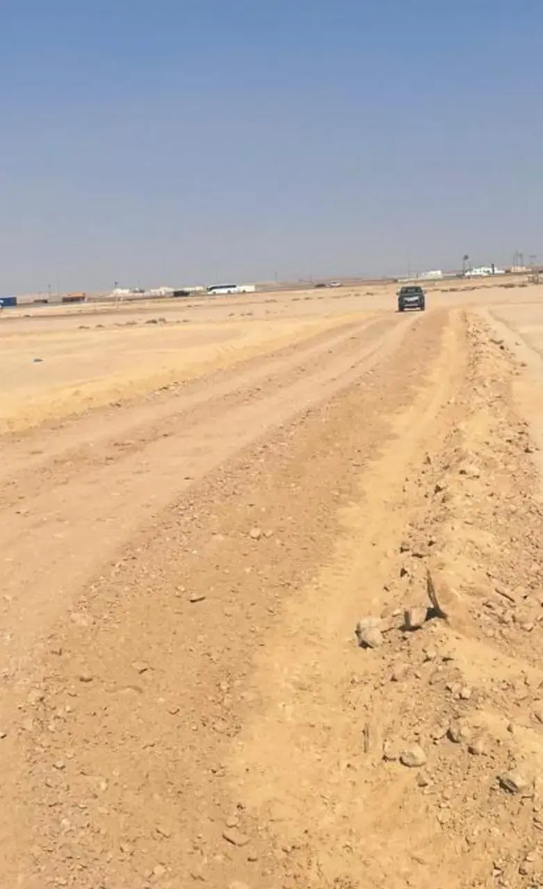 أرض للبيع في Al-Qatraneh – صورة 7