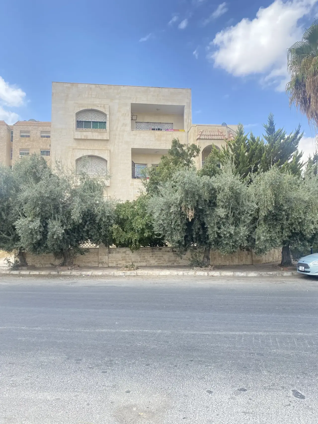 Villa for sale in Tabarbour – photo 4
