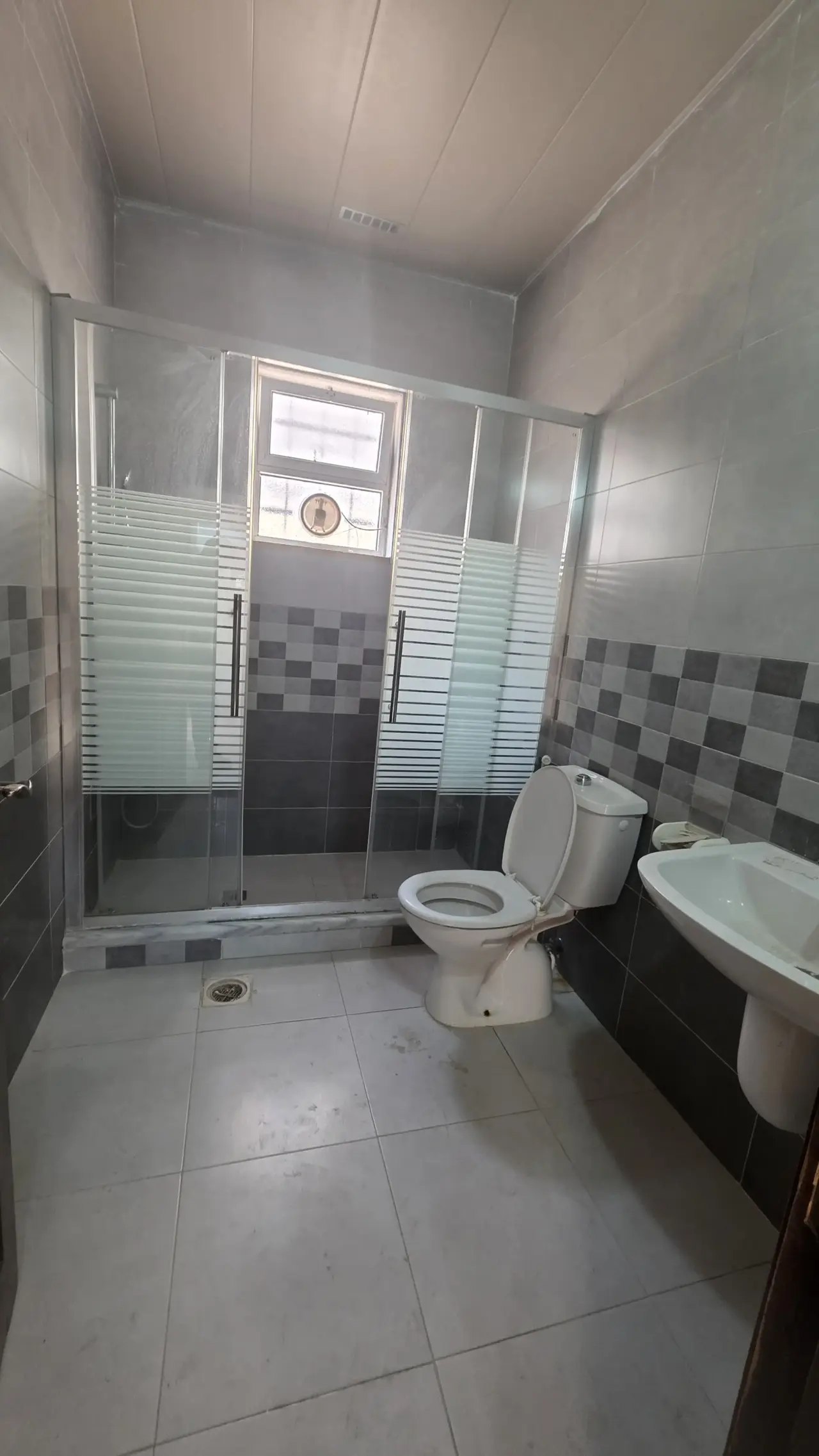 Apartment for sale in Al Hay Al Sharqy – photo 8