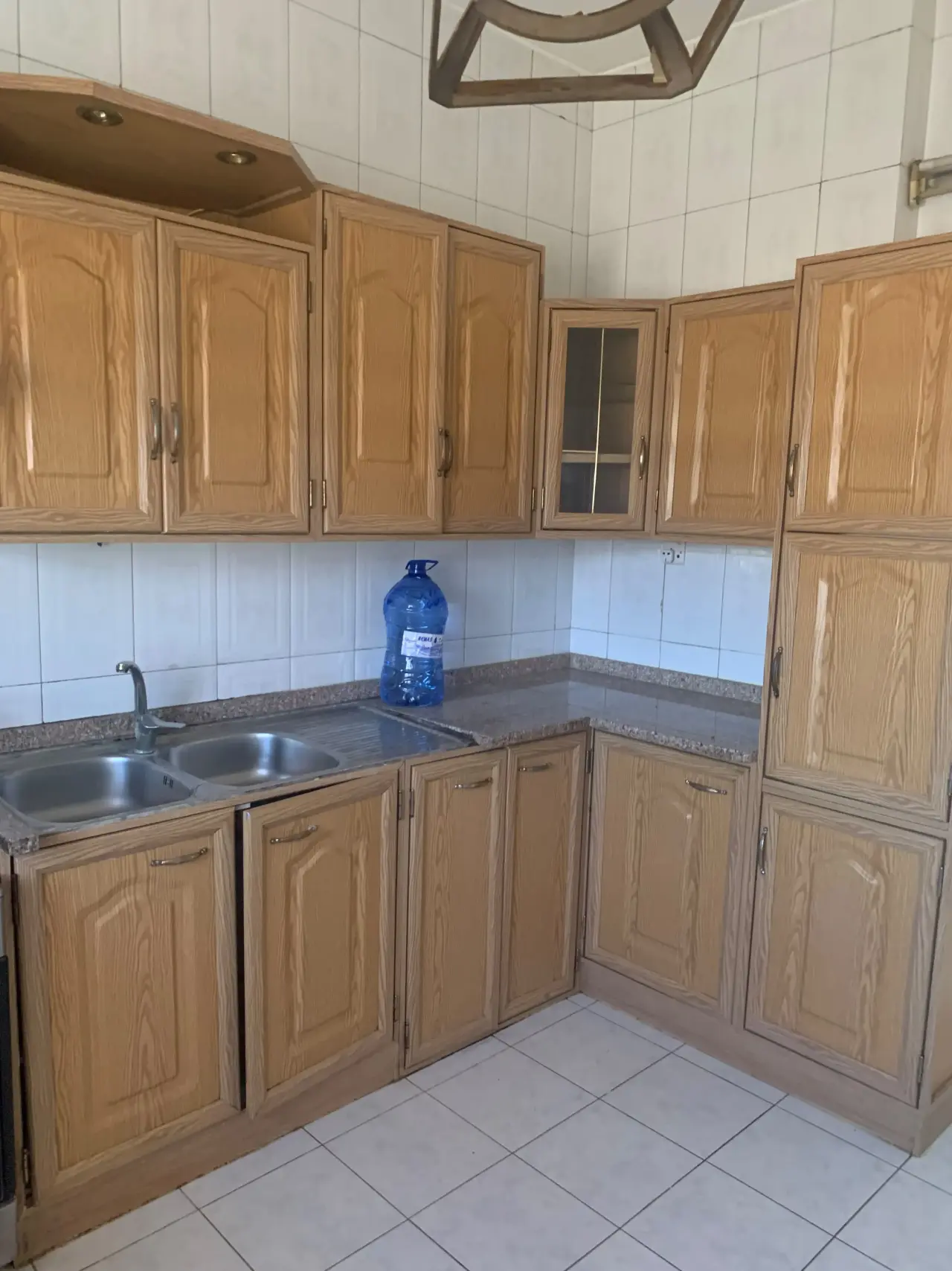 Apartment for sale in Jabal Al Hussain – photo 13