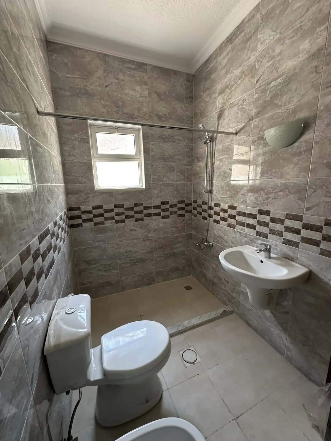 Apartment for sale in Jabal Al Hussain – photo 15