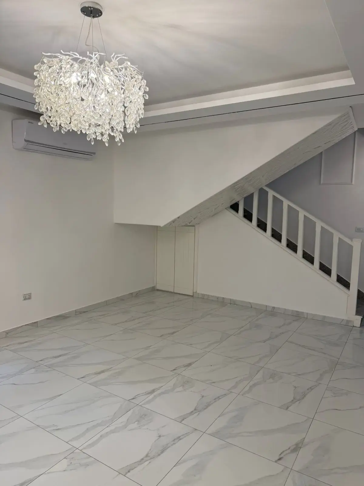 Apartment for sale in Dahiet Al-Istiqlal – photo 2