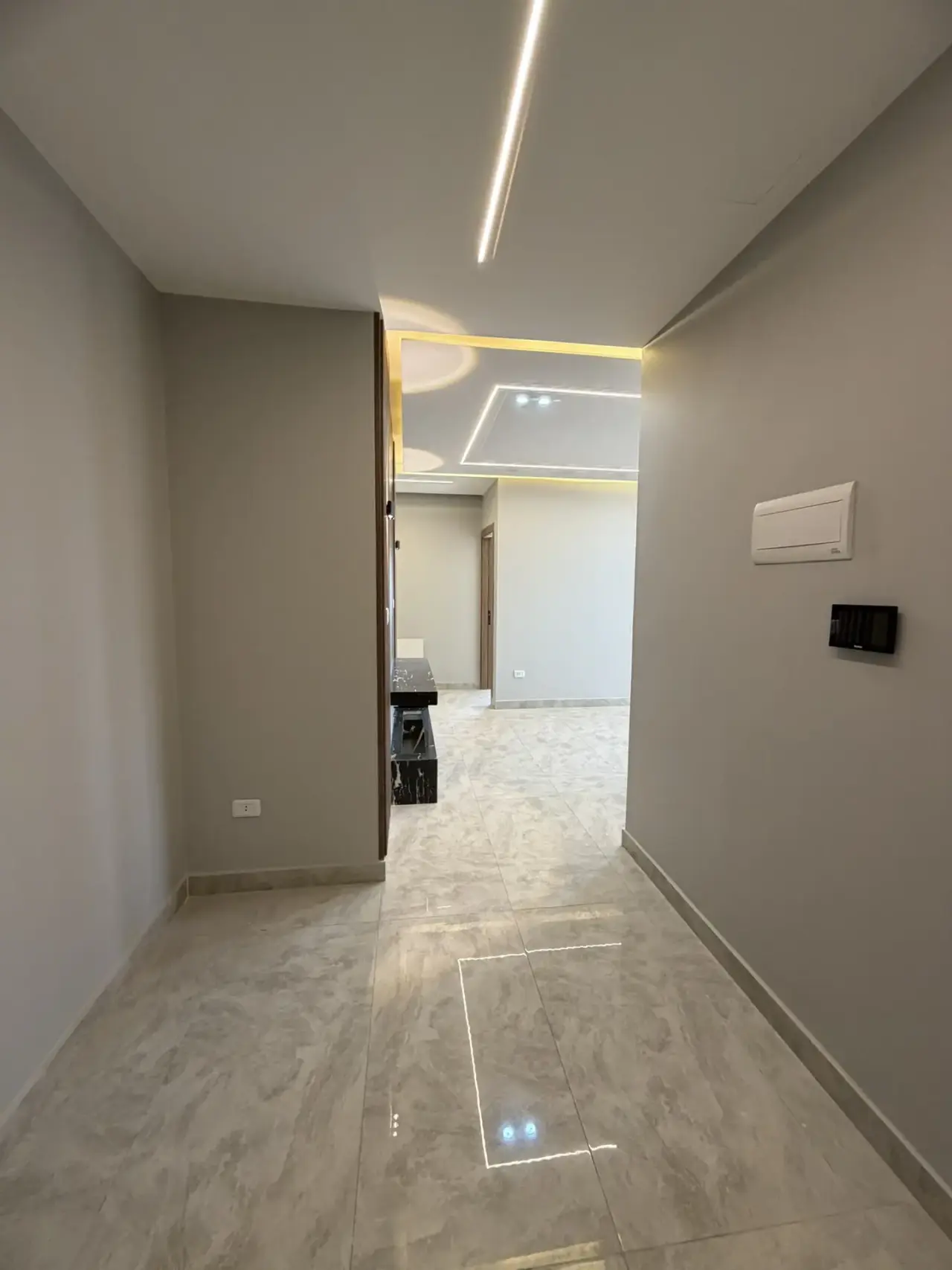Apartment for sale in Al Jwaydeh – photo 4