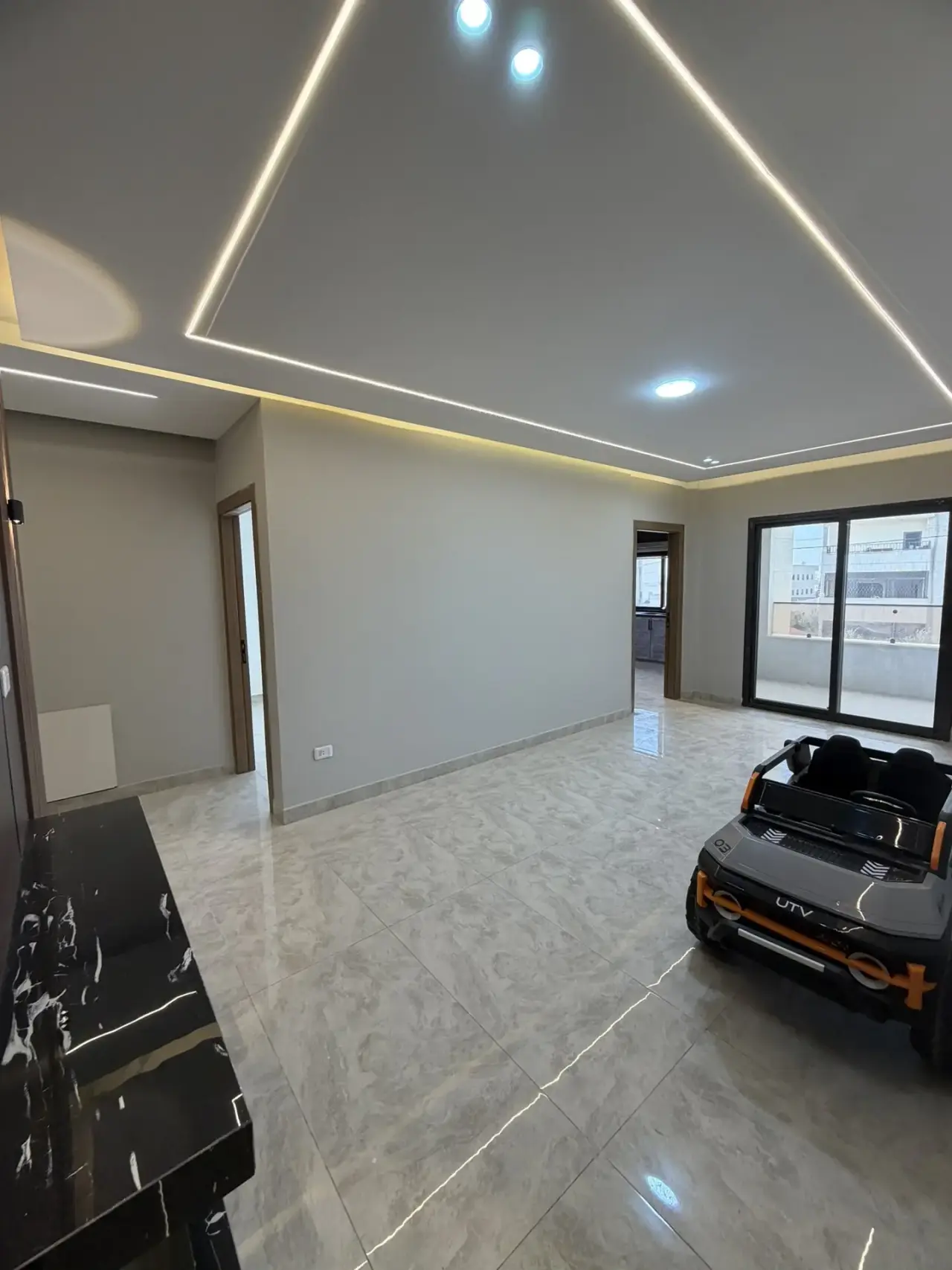 Apartment for sale in Al Jwaydeh – photo 2