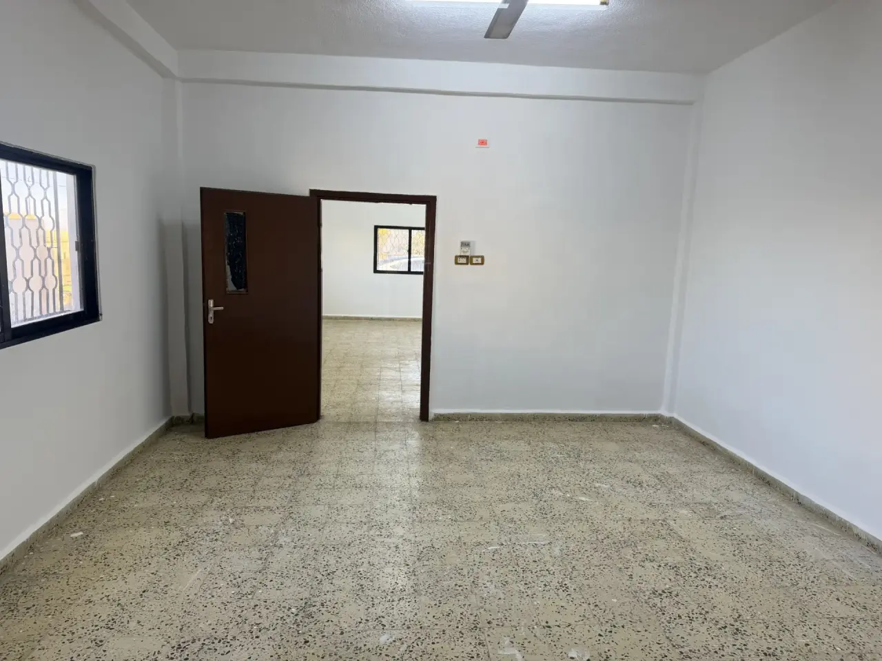 Apartment for sale in Al Mowaqar – photo 6