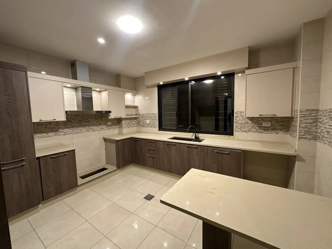 Apartment for sale in Hjar Al Nawabilseh – photo 11