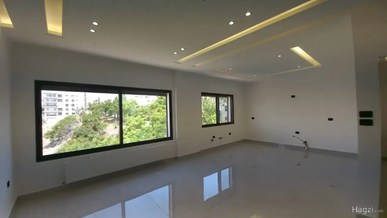 الصورة 2 من 11
