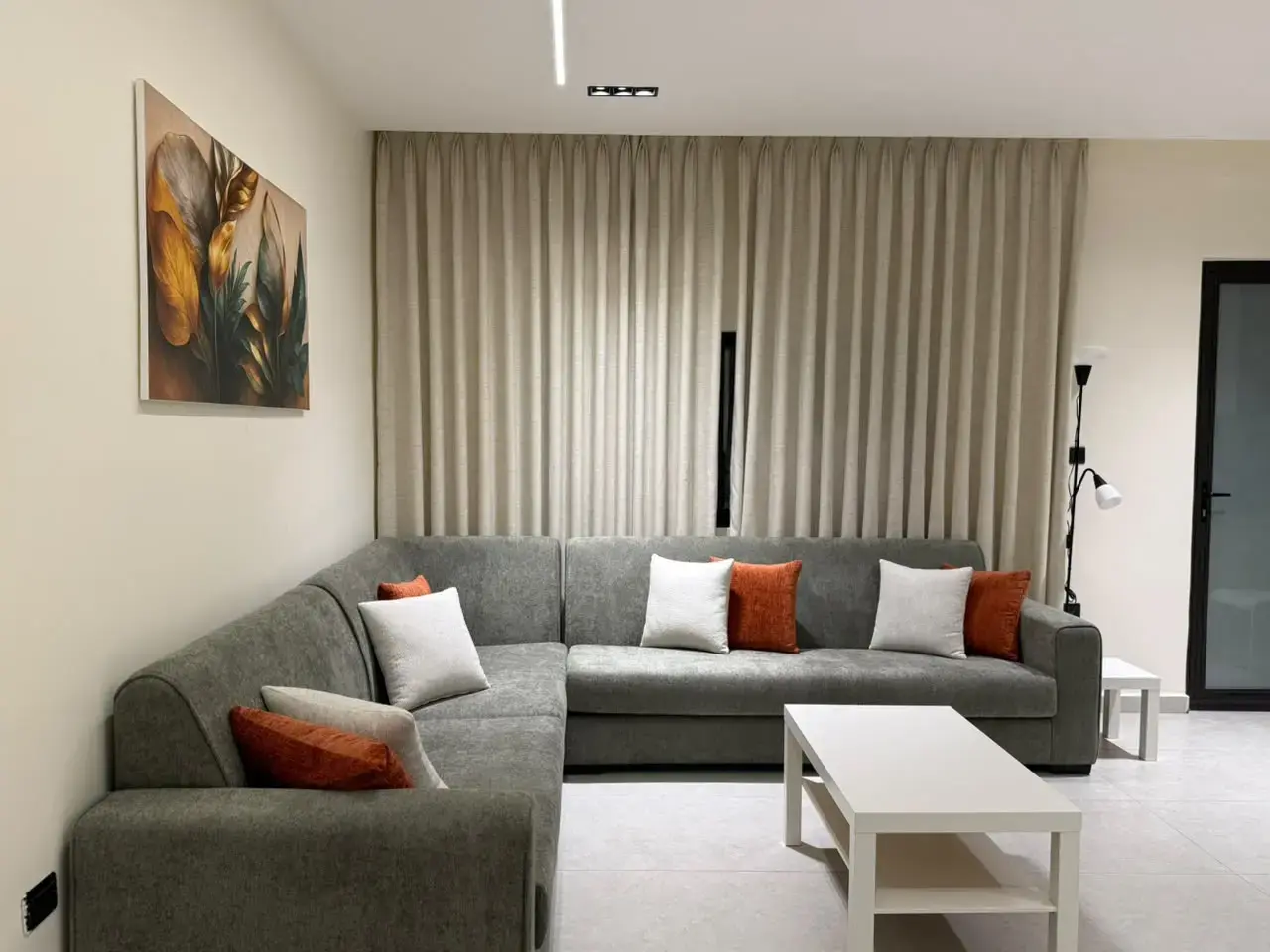 New furnished studio next to the Swaileh BRT station for monthly rent