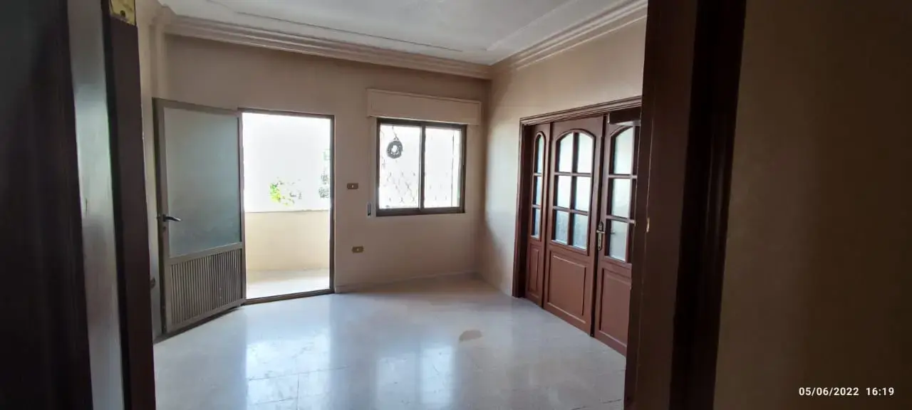 Apartment for rent in Al Ashrafeyeh – photo 5