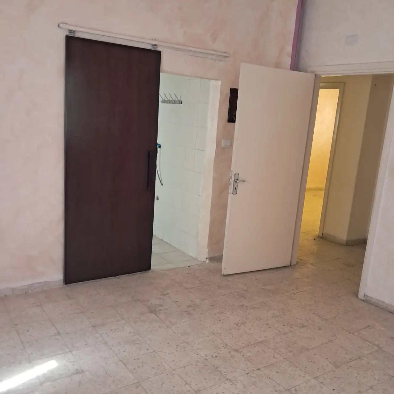 Apartment for rent in Al Thera'a – photo 4