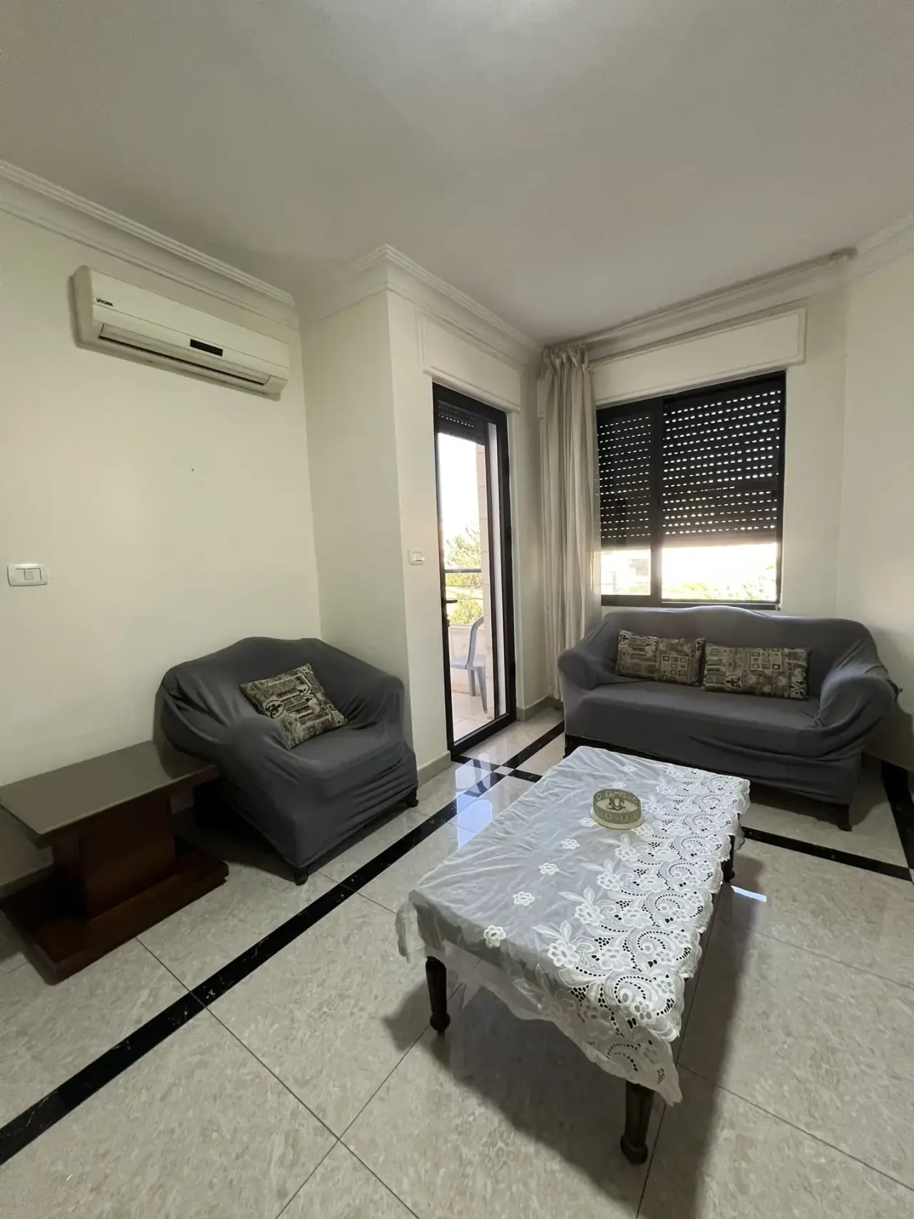 Apartment for rent in Abdulla Ghosheh St – photo 2