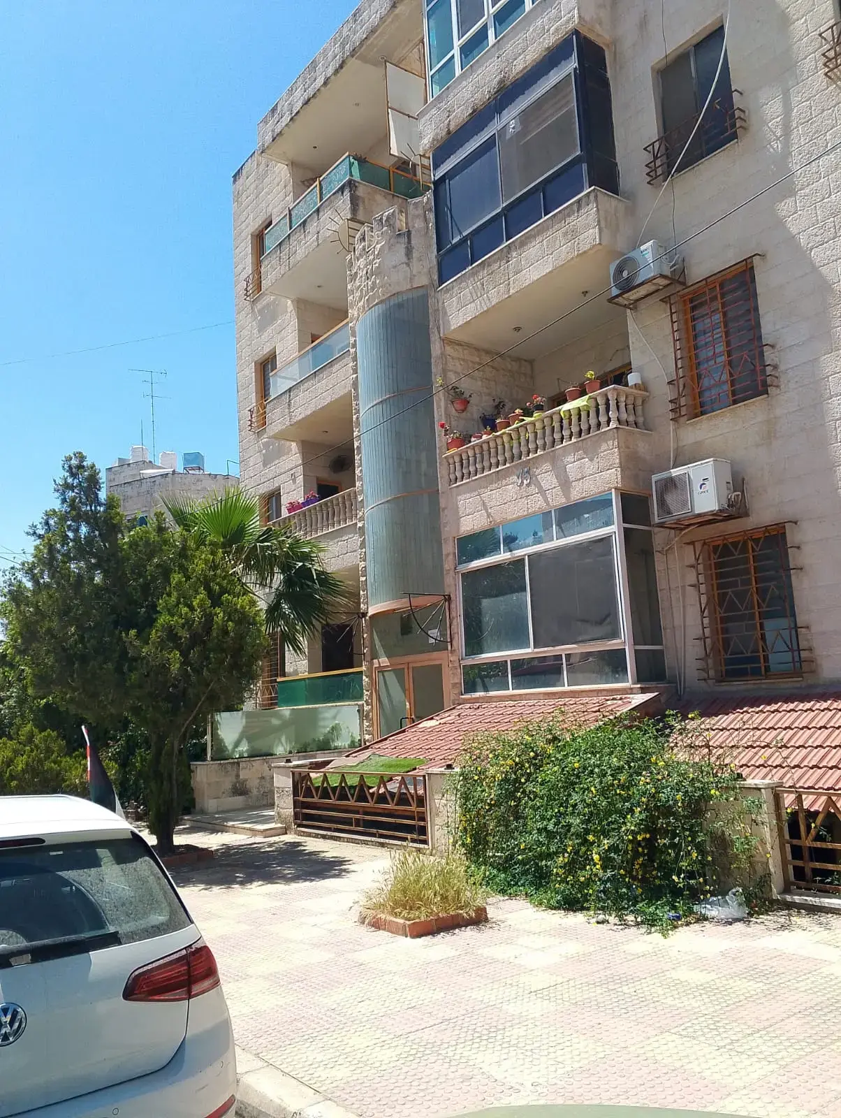 Apartment for rent in Al Rawabi – photo 8
