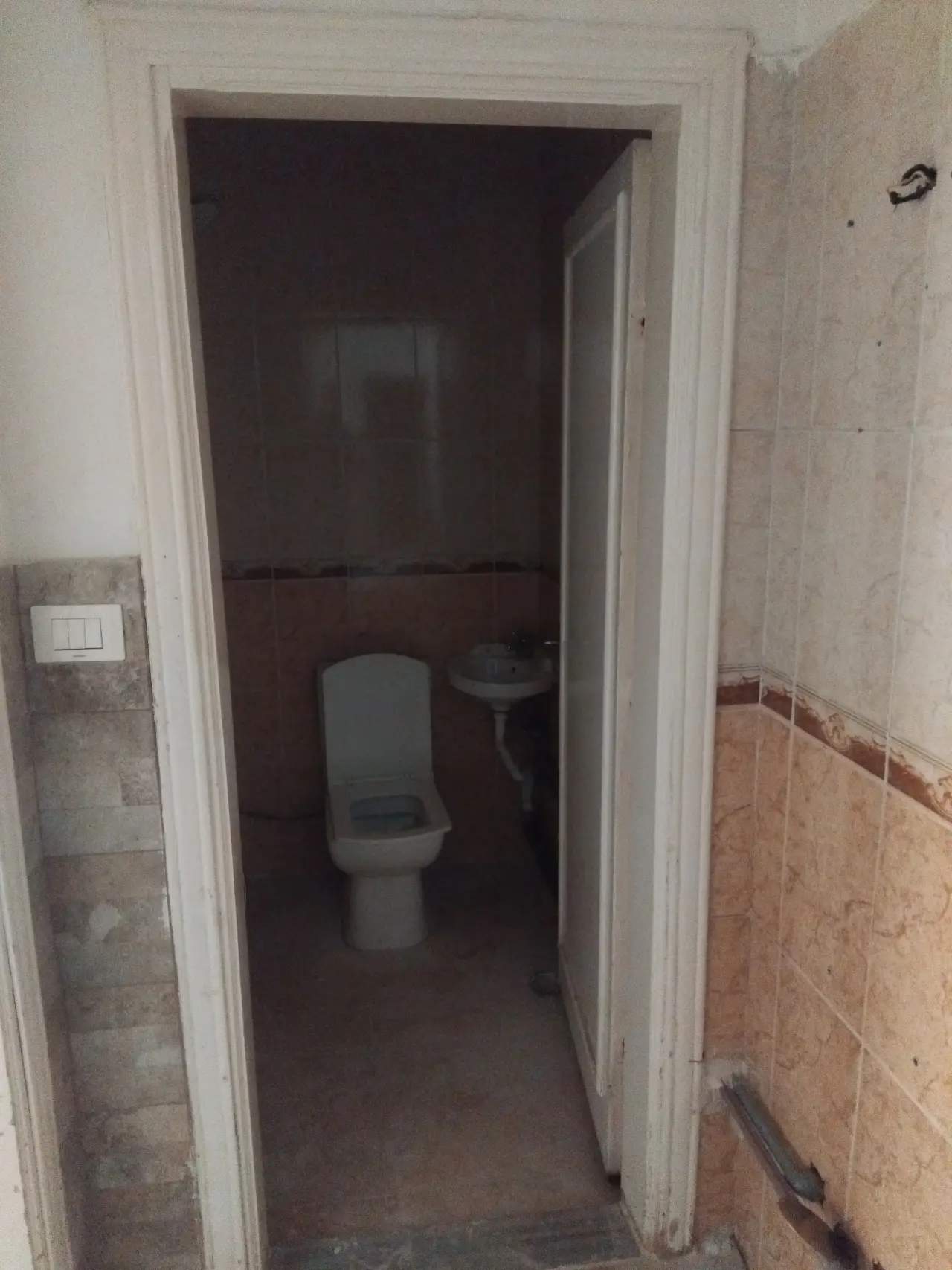 Apartment for rent in Al Jwaydeh – photo 8
