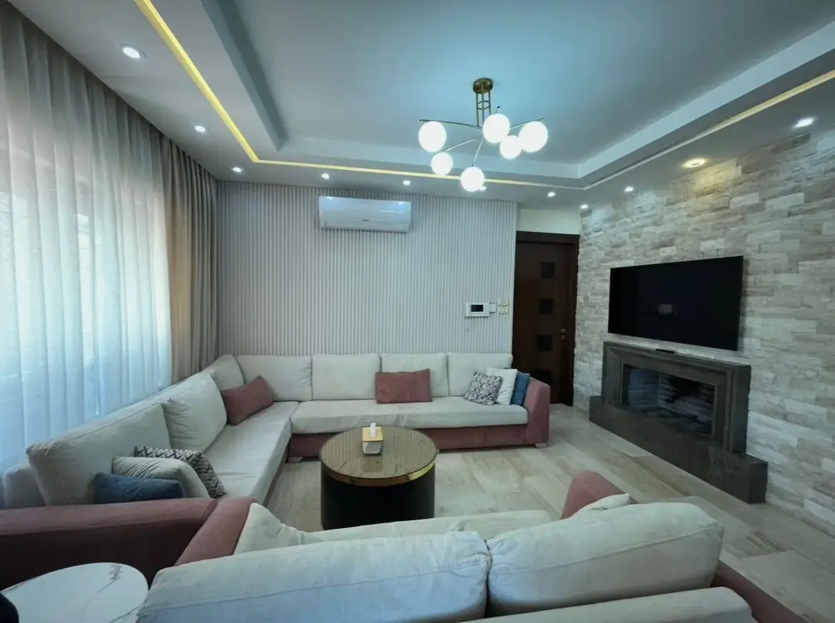 Apartment for rent in Umm al Kundum – photo 2