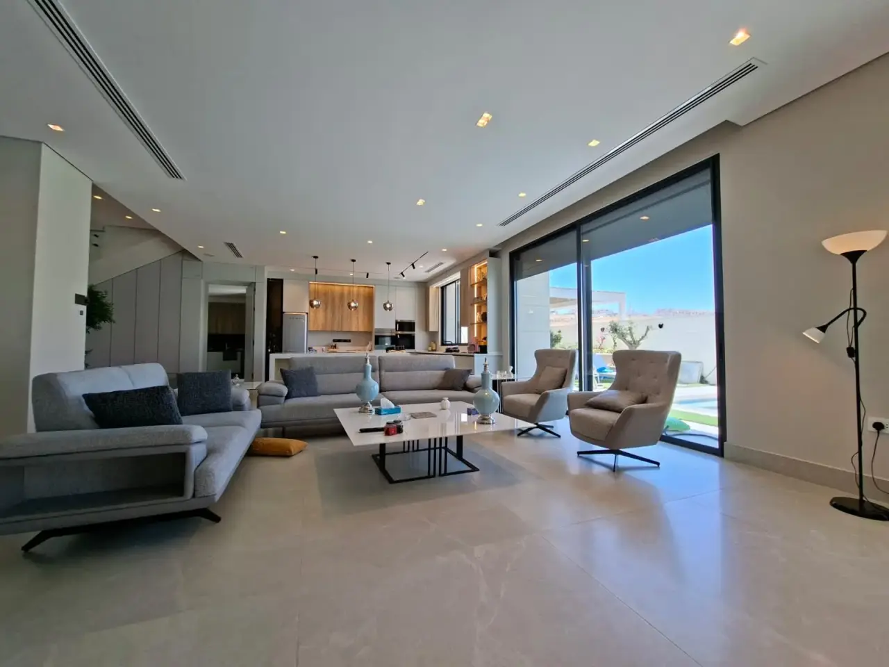 Villa for sale in Al-Dmenah – photo 6