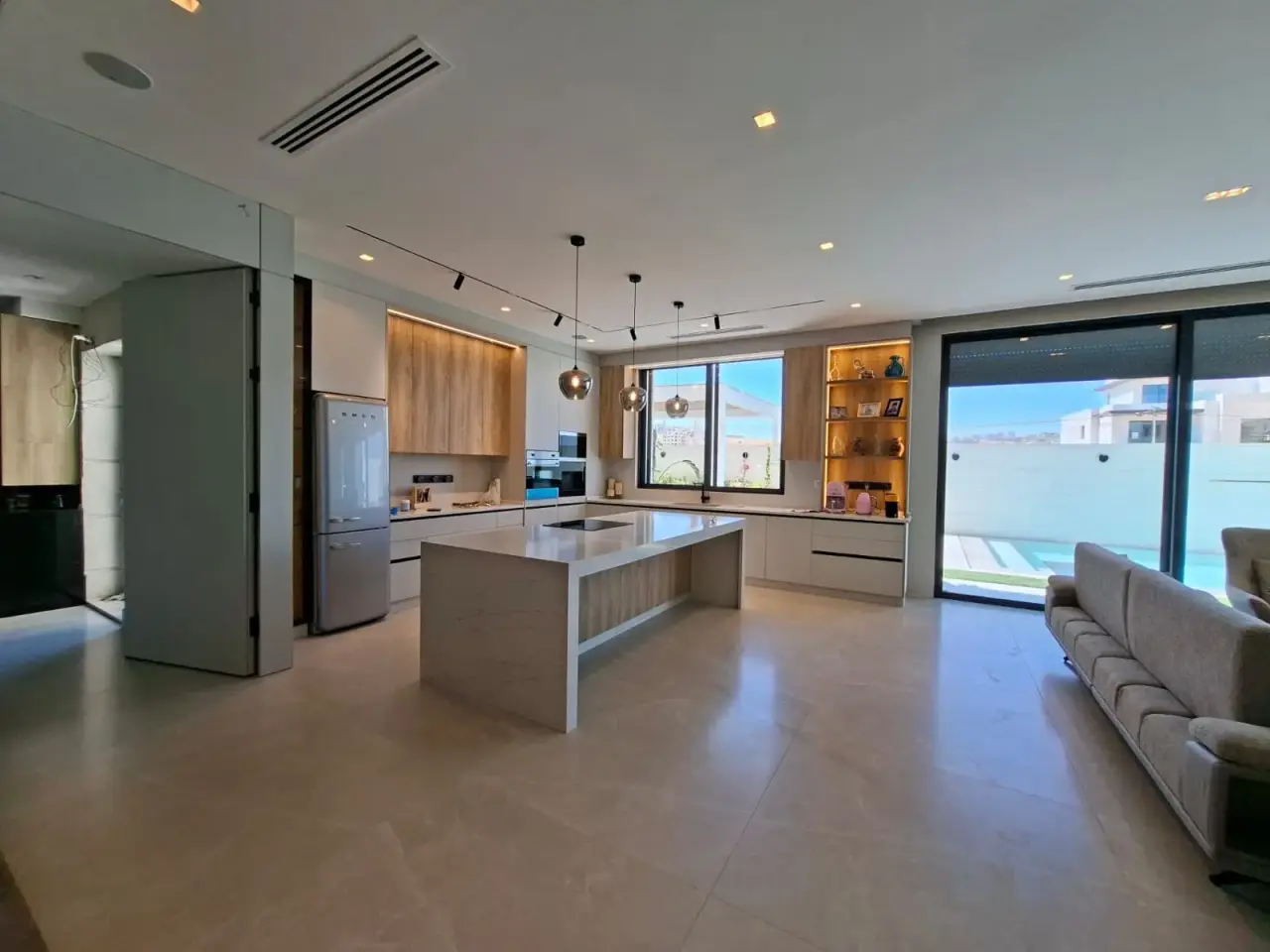 Villa for sale in Al-Dmenah – photo 15